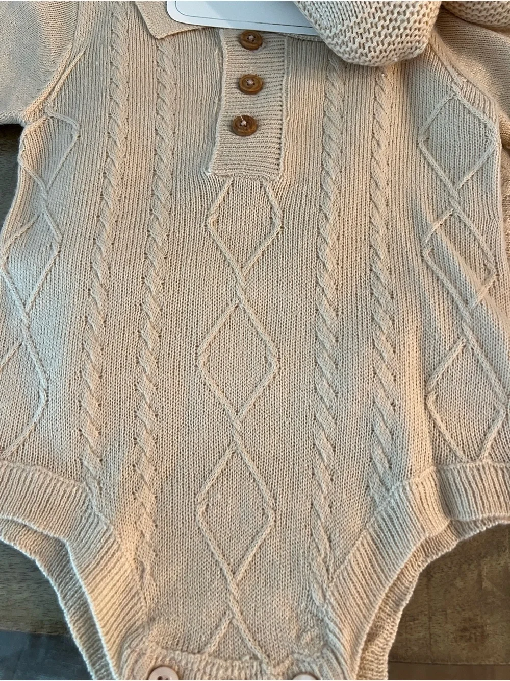 Boutique soft beige